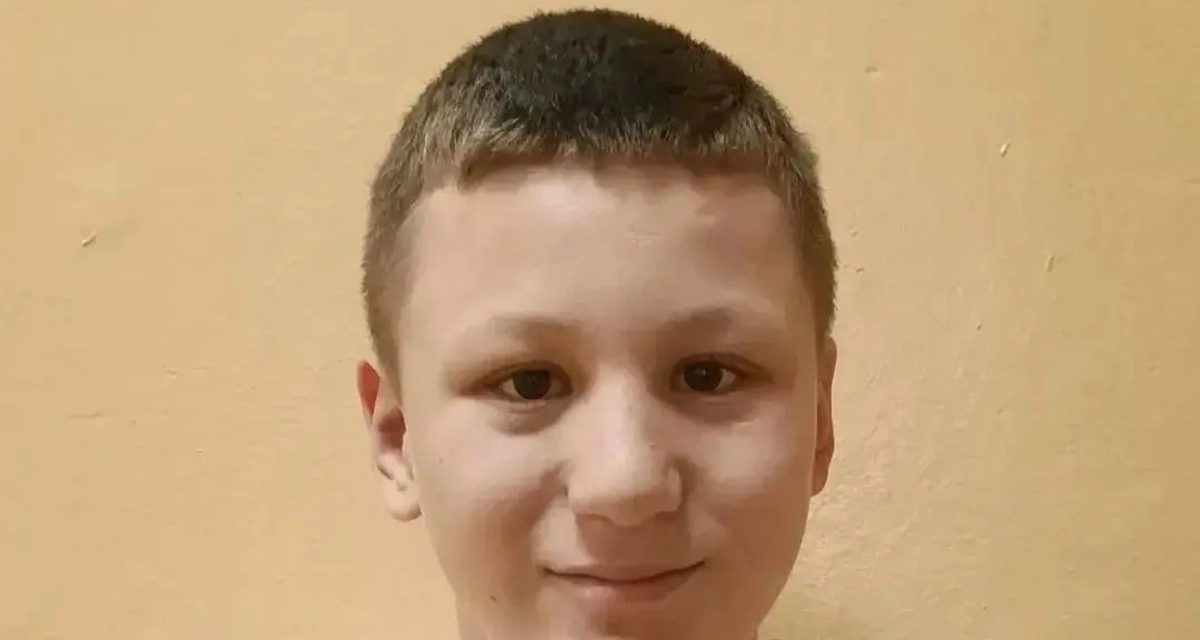 Полиция просит помочь найти пропавшего 14-летнего Виталия Ефремова